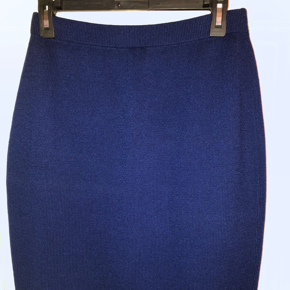 Classic St. John Evening indigo knit skirt & top